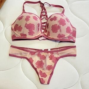 PINK VICTORIA'S panty and bra set